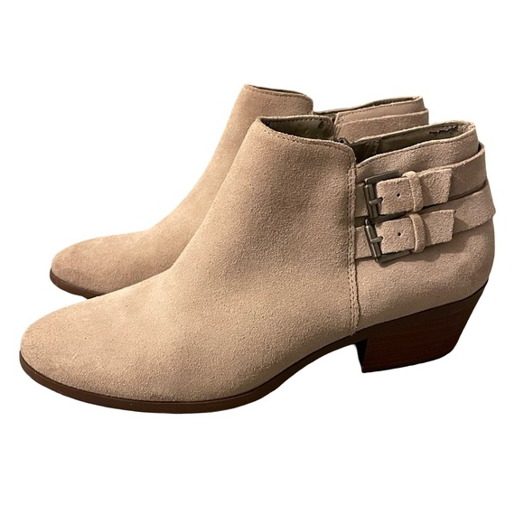 Sam Edelman Shoes - Sam Edelman Buckle Petal Booties in Tan Size 7.5